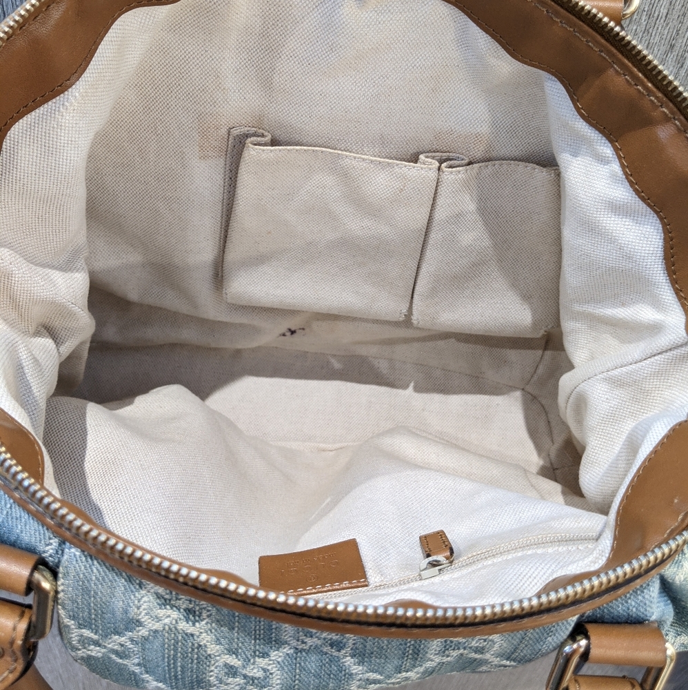 Gucci: Denim Sukey Monogram GG Logo Keychain Shoulder Bag - Picture 15 of 17